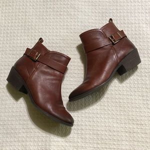 Vince Camuto Brown Distressed Leather Zip Booties with Buckle Size 8